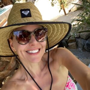 Allison McAtee Instagram - ✨ #weekendrecap 🌴🌴@twobunchpalms ✨ #belatedbirthday #celebration 🤍 #libraseason 
🌵#desert #hotsprings #california ☀️#bikinilife