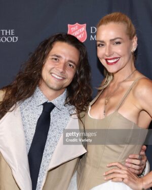 Allison McAtee Instagram - Fun #nighout❤️ Thank you @salvationarmyus for always doing #themostgood 🔔 and for hosting such a #goregous #gala ✨
My #stunningdress is the spectacular #designer @designsbyrjg 🤍 #luxuryfashionfriday #fairytaledress #losangeles #actress #redcarpet #beverlyhills