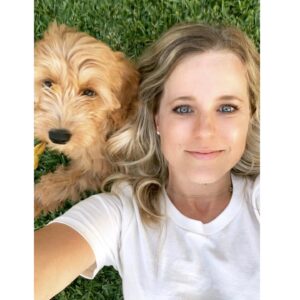 Allison Munn Instagram - Saturday. 💛