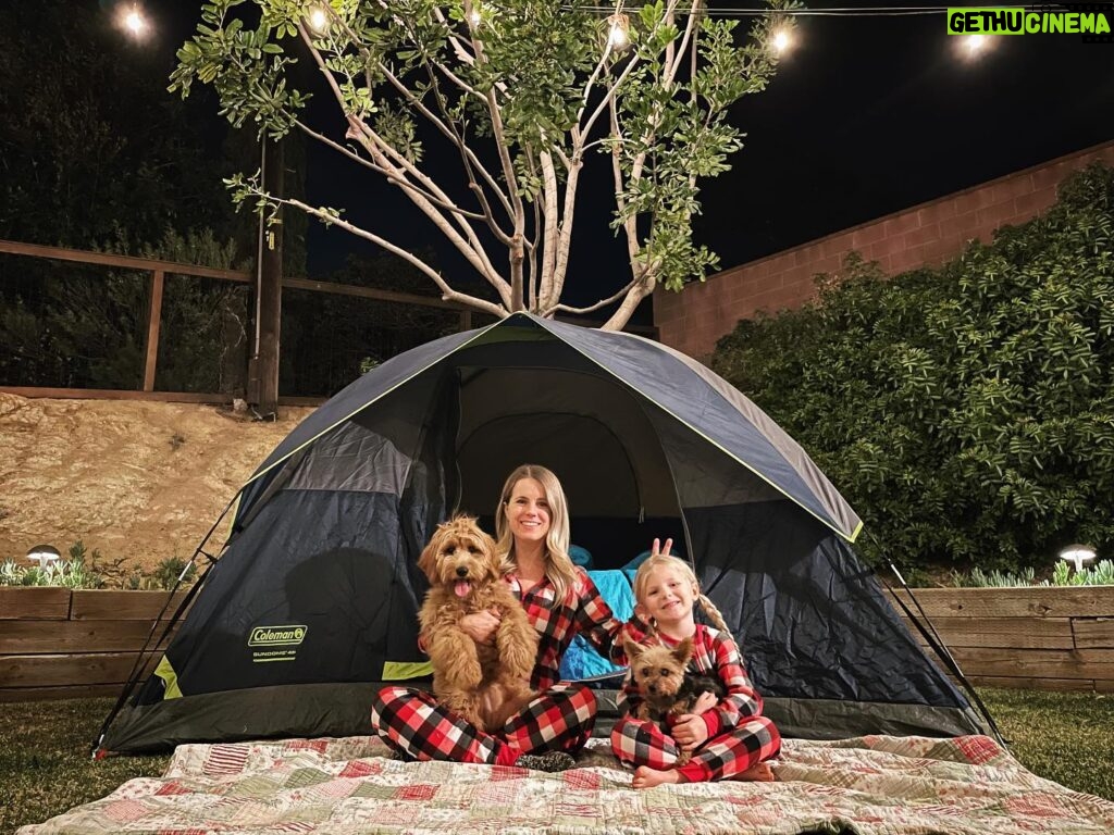 Allison Munn Instagram - Day 309 of this lockdown & I’m officially out of ideas for entertaining the kids. Back to camping in the back yard, I guess? 🏕