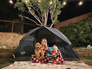Allison Munn Instagram - Day 309 of this lockdown & I’m officially out of ideas for entertaining the kids. Back to camping in the back yard, I guess? 🏕