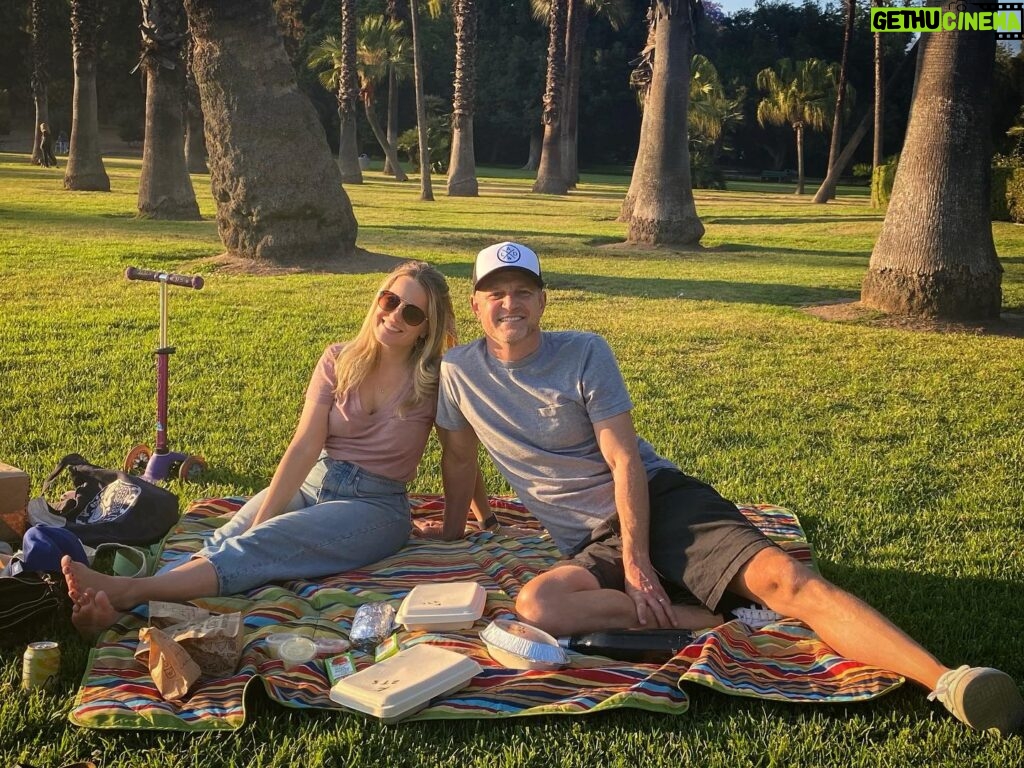 Allison Munn Instagram - Impromptu sunset picnic. (📸 by our 5 year old)