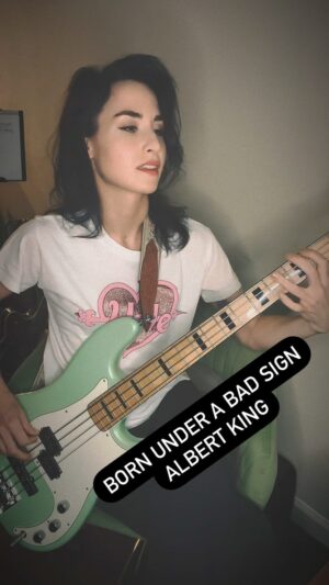 Allison Scagliotti Instagram - Full moon coming, got me feeling not so hot about my astrology. Almost like I was… born under a bad sign. #doublevirgo #libramoon #bassbreak