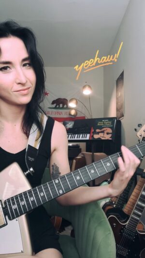 Allison Scagliotti Instagram - Clean licks for a rowdy howdy. #sheshreds #ernieballartist