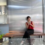 Ally Chiu Instagram - ❤️🖤 最近出門的量大概是我半年份吧 我再不出門就沒朋友了（開玩笑的☺️