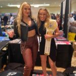 Allysin Kay Instagram - Day 2 of @officialwrestlecon! Come find us at the @kayfabeclothingco table in the vendor room - This is the last call to meet @thebrittniebrooks before she leaves in 10 minutes!! I’ll be here until 2pm & I’m attempting a Twitch stream in the next half hour 🖤 (Link in bio)