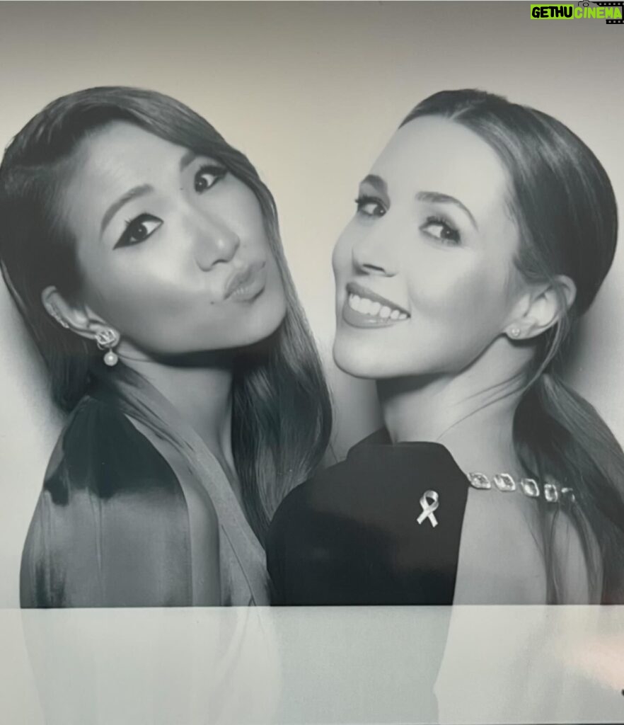 Alona Tal Instagram - What a night @sagawards @sagaftra !! Celebrating our actor community with my queen @soyonan while sparkling thanks to the amazing designer @may_mashiah and feeling like I slept for a week thanks to the magical hands of @beautyby_lana__ who never fails to make me look like my best self. I’m a happy girl.