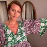 Aly Michalka Instagram - Ready for spring to get here 💐