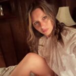 Aly Michalka Instagram - Merry Cozy Christmas 🎄