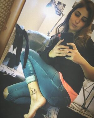 Alyaa Assaf Instagram - I will stop wearing black when they make a darker color 🖤 thank u @jacob.tattoo.studio  u r the best 😍