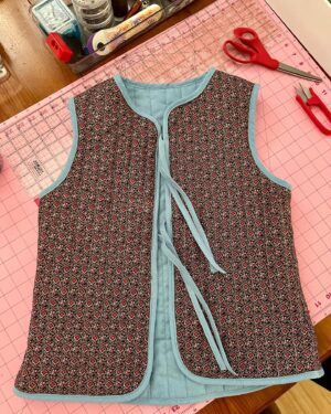Alyah Chanelle Scott Instagram - me and the quilted vest that i made this weekend 🤧