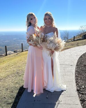 Alyssa Snider Instagram - The one where we went to the mountains and my people got married 🎀