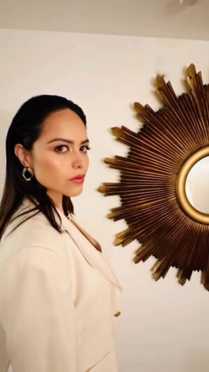 Alyssa Diaz Instagram - Night out✨ #emmysafterparty 
Styled by @ritaghanimela 
Makeup: @alixjm 
Hair: @jrd_hairgod