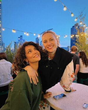 Alžbeta Ferencová Instagram - New York faces 👀❤️

Ďakujem @natalagermani za super čas, kt.sme spolu strávili ❤️Tento krát nebol New York tak hektický ako na jeseň.Šlo mi len o to splynúť s tým mestom a užívať si ho naplno ako New Yorker 🌃a nasávať vibe a energiu . #newyorkcity asi sa nevidíme naposledy