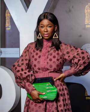 Ama K. Abebrese Instagram - What an amazing night I got to spend at @emyafrica Lagos soirée with my sis @mckinneyhammond.
Congratulations to @kojo_soboh and his amazing team. It was lovely to connect with the legendary @mofedamijo ✨

Photo credit: @twinsdntbeg @swagofafricanews