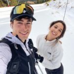 Amaia Aberasturi Instagram - M’agrada el pa amb tomata, el turró, la neu i esquiar ⛷️