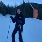Amaia Aberasturi Instagram - M’agrada el pa amb tomata, el turró, la neu i esquiar ⛷️
