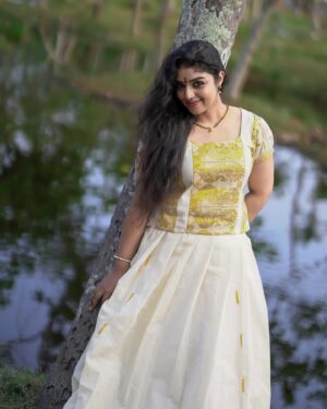 Amala Gireesan Instagram - ❤️❤️❤️

Costume by @zaaya_h 
📸 by @prabhuv_
MUA @lijirajamony
