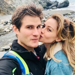 Amanda Leighton Instagram - Happy Birthday hubby! 😘❤️ I love you my human spider monkey lol 🤣🎉