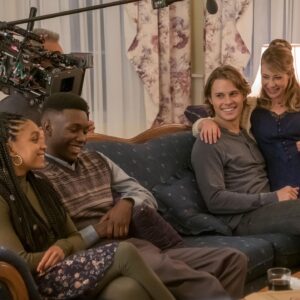 Amanda Leighton Instagram - Don’t miss #thisisus tonight at 9/8c on NBC! 💛🍋