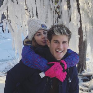 Amanda Leighton Instagram - All I want for Christmas is youuuu @supersagenorthcutt 😘💋❤️🎄