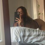 Amanda Campana Instagram - Pt.2 perché la mia autostima è direttamente proporzionale alla mia abbronzatura e visto che l’estate è ancora lontana, mi rifugio nelle vecchie foto