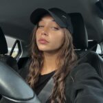 Amanda Campana Instagram - A volte penso che la mia malinconia sia, in realtà, solo bisogno di abbronzarmi (pt.1)