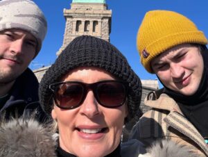 Amanda Keller Instagram - This is  the carrot I’ve dangled for myself all year. A trip to the Big Apple with my sons. I’m aware that as their lives take off,  time spent together like this can’t be taken for granted. A moment in time I’m savouring. .