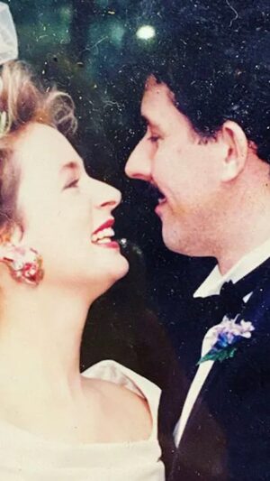 Amanda Keller Instagram - Happy Anniversary, Amanda and Harley! 💘 #weddinganniversary