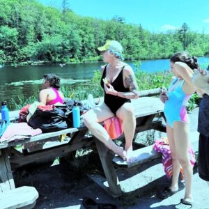 Amanda Palmer Instagram - IT. IS. FINALLY. SUMMER!!!
Time for a piano show tonight
@gravesidevariety !!! In preparation ? Hanging out with some of my best old old friends and deep in my fave bosoms and deep in the water and feeling like 💃🌊💃🌊🔥
also
@stormof69’s yitty was so popular yesterday she came back for a reprise
This, my friends, is how I rehearse for a solo show. See many of you tonight for Goodbye Graveside.
 ♥️🎹🎉🔥👌🌊🎨🫀👯‍♂️❤️‍🩹🎢🧚‍♀️