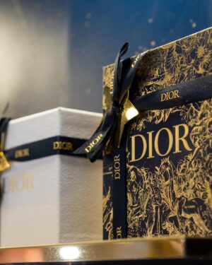 Amanda Rigby Instagram - 🌟 @diorbeauty #DreamInDior #DiorHoliday