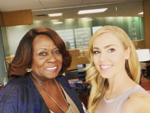 Amanda Schull Instagram - Tonight is the penultimate episode of #suits and look who #KB got to play with! Ladies and gentlemen, the divine @alomawright @suits_usa