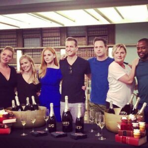 Amanda Schull Instagram - Another little thank you before tonight’s series finale of #Suits. 
If not for Aaron Korsh I would not have ever set foot into Katrina Bennett’s very fashionable shoes. He is a prince among men, a brilliant mind, and I am honored he invited me to the #Suits table. 
I would also like to toast #ellenrand and @genefklein for their support and encouragement. It was a privilege to work with these spectacular humans. 
Ps. @bonnieezane, why don’t I have a photo of us? Thank you from the bottom of my heart. 🖤
@suits_usa