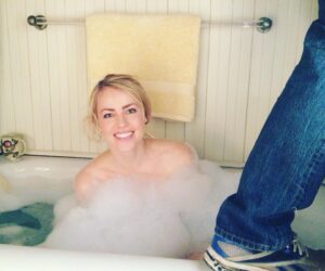 Amanda Schull Instagram - Being on set is never lonely. 
From a fun little movie I did in 2013 with wonderful people (and their sneakers) called #betrayed. •
•
#fbf #imwearingaswimsuitunderthosebubbles #ipromise