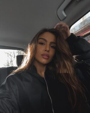 Amandine Valles Instagram - Drivetour