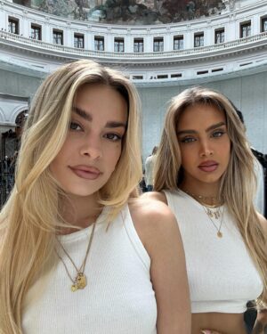 Amandine Valles Instagram - Double trouble