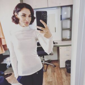 Amber Rose Revah Instagram - New show , new look.  Excited about this character. Boxing gloves will be coming out 💯