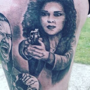 Amber Rose Revah Instagram - Dinah & Jigsaw @benbarnes immortalised on @nkeay1995 . Rock it well ! 🤙 #punisher  #tattoo #marvel