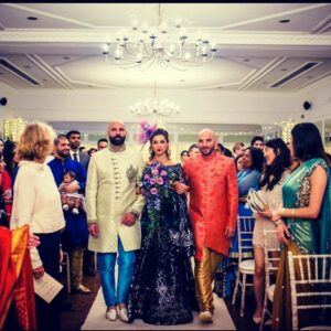 Amber Rose Revah Instagram - @bibilondonstudio dresses @bundlemaclarenmillinery milinary 💛 #family #friends @gracechencouture @manojmakwanadesigns dress @stuartweitzman heels