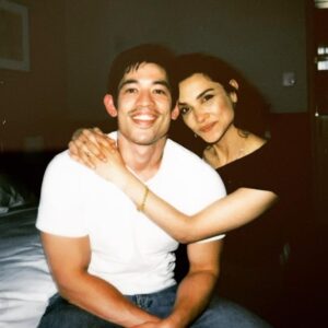 Amber Rose Revah Instagram - Congratulations  to 2 of my best mates in this world!! 🦸🦸‍♀️ 💯💛 a lifetime of happiness and adventure for @chrispchung & @francesmayli . 2 supremely wonderful and talented individuals, can't wait to see what the future brings for you both.  LOVE YOU GUYS