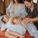 Amber Stevens West Instagram - Family of 5 now loading…