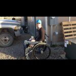Amberley Snyder Instagram - 👌🏻WHEELCHAIR WEDNESDAY from 2017 with Flat Natalie! 🫶🏻 #amberleysnyder #walkriderodeo #wheelchairwednesday