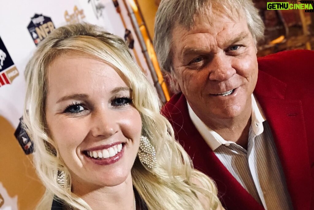 Amberley Snyder Instagram - 🙏🏻 Prayers for the Gottsch Family ❤️‍🩹 Patrick was one of the most stubborn and passionate people I have ever met! When he had an idea there was no arguing about it.. he would make it happen! I have had once in a lifetime opportunities because of Patrick- the FFA float in 2010 Rose Bowl parade right before my accident and again 10 years later on the WALK RIDE RODEO float! The American as the Fan’s Exemption was life changing and then again being involved when Rodeo New York was being imagined! Cowboy Channel for the NFR, National FFA Convention and countless other events! Thanks Patrick for always seeing opportunity and spotlight in me! ❣️ #amberleysnyder #walkriderodeo #rfdtv #cowboychannel