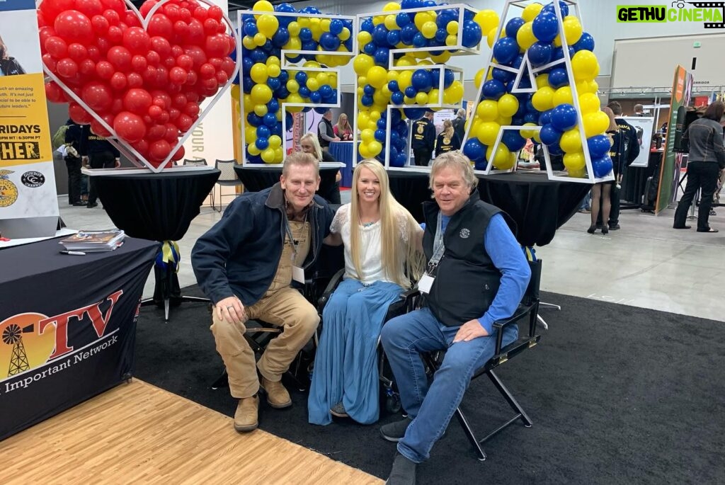 Amberley Snyder Instagram - 🙏🏻 Prayers for the Gottsch Family ❤️‍🩹 Patrick was one of the most stubborn and passionate people I have ever met! When he had an idea there was no arguing about it.. he would make it happen! I have had once in a lifetime opportunities because of Patrick- the FFA float in 2010 Rose Bowl parade right before my accident and again 10 years later on the WALK RIDE RODEO float! The American as the Fan’s Exemption was life changing and then again being involved when Rodeo New York was being imagined! Cowboy Channel for the NFR, National FFA Convention and countless other events! Thanks Patrick for always seeing opportunity and spotlight in me! ❣️ #amberleysnyder #walkriderodeo #rfdtv #cowboychannel