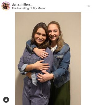 Amelia Eve Instagram - No bullsh*t.. I f*cking love you guys! 🥰🌹 
Soo many incredible Jamie costumes 👏 I hope you all had a blooming beautiful Halloween! 🤗🌻🎃