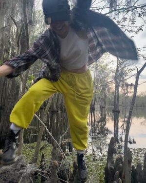 Amelia Eve Instagram - Ma’am, would you please not provoke the gators with your socks 🐊