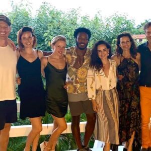 Amelia Eve Instagram - Still working on the words to express the level of gratitude for THIS experience 🤯🌴🥰 
But for now, I offer you a glimpse at the scrumptious Leopard Skin cast and the mastermind behind it all 🐆 #sebastiangutierrez 🙌