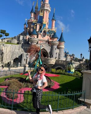 Amelia Lily Instagram - Disney Dump ✨💫🪐

#disney #disneylandparis #waltdisneystudios #paris #marvel #avengers