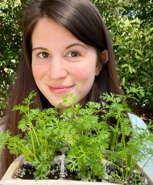 Amelia Rose Blaire Instagram - Planting baby carrots 🥕 
What would YOU plant in your garden?
.
.
#garden #gardening #dechartgames #veggiegarden