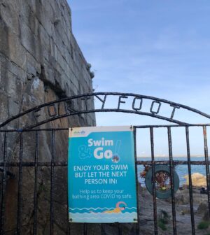 Amelia Warner Instagram - Another one ticked off the bucket list..
What an incredible atmosphere! Have been buzzing all day..
#thefortyfoot